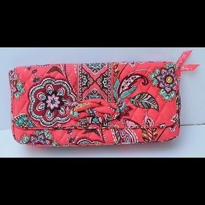 Knot Just a Clutch ; Call Me Coral